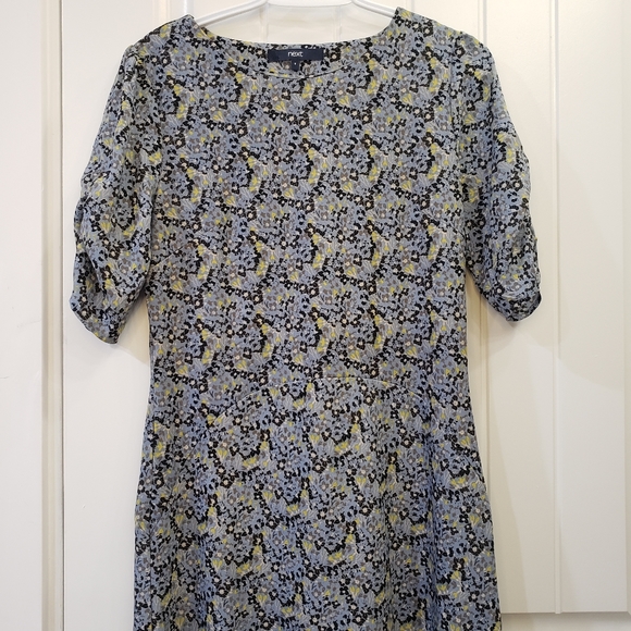 Floral Dress - Picture 2 of 5